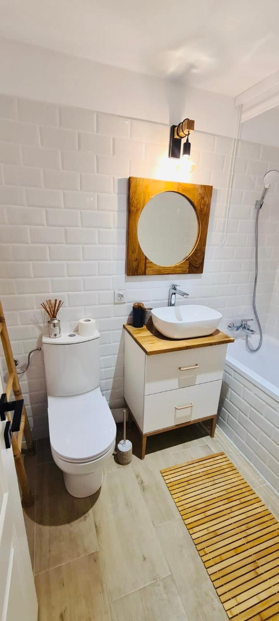 Warm And Cozy Studio Flat Near Straja Uricani  エクステリア 写真